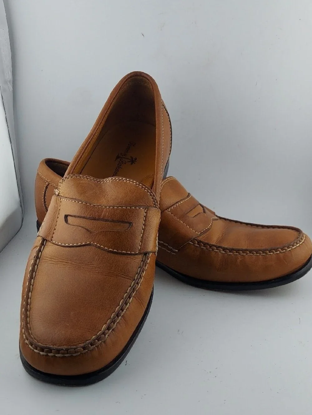 Tommy Bahama Men's Tan Leather Penny Loafers Size 10.5 M
